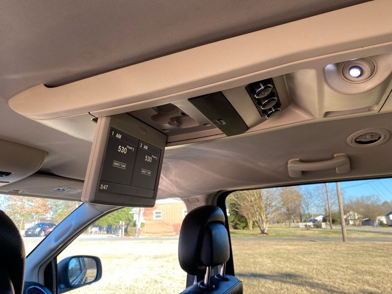 2016 Chrysler Town & Country Image 60