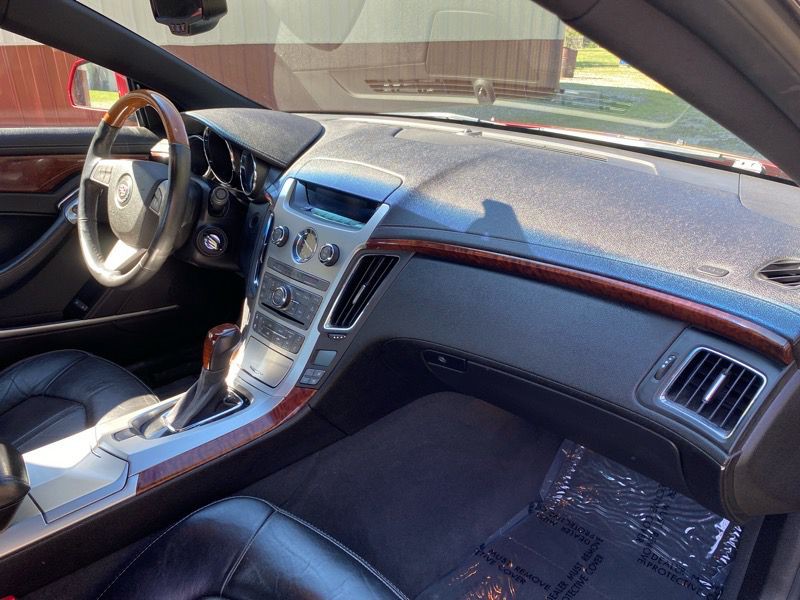 2011 Cadillac CTS Image 21