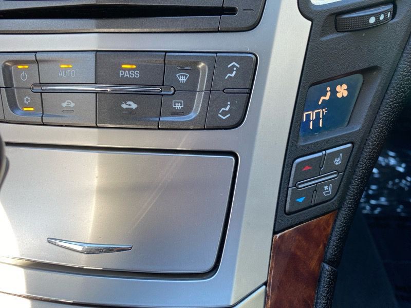 2011 Cadillac CTS Image 46