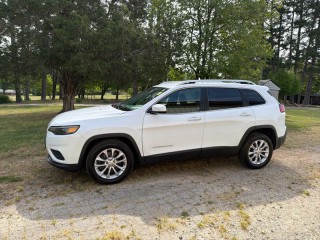 Image for 2019 Jeep Cherokee Latitude ID: 7380712