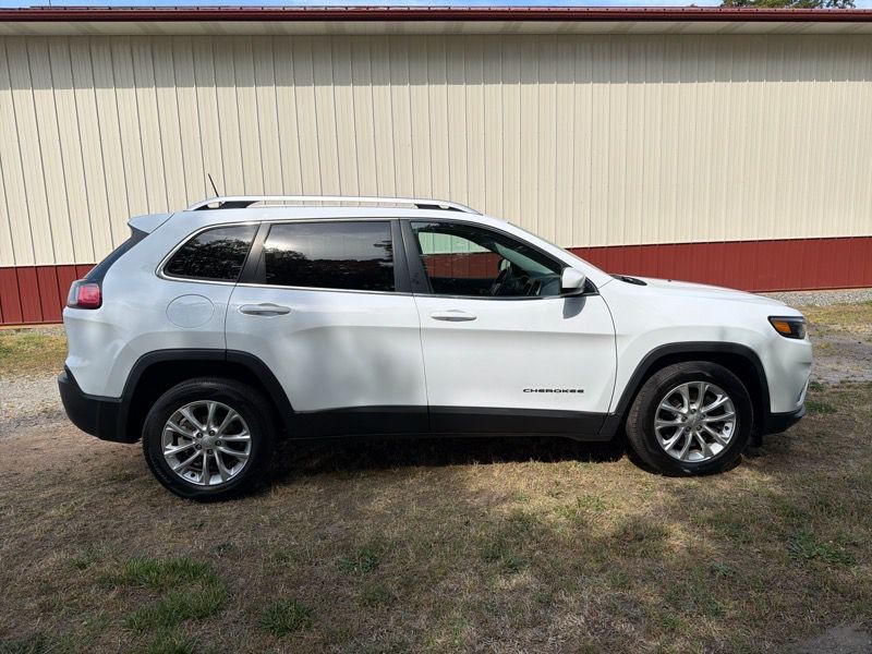 2019 Jeep Cherokee Image 4