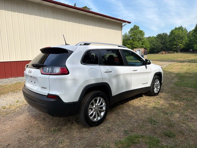 2019 Jeep Cherokee Image 5