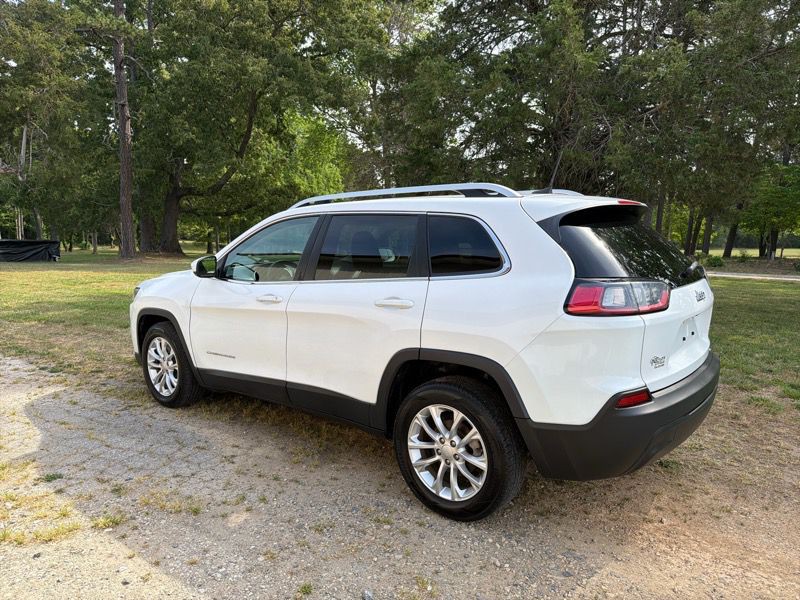 2019 Jeep Cherokee Image 6