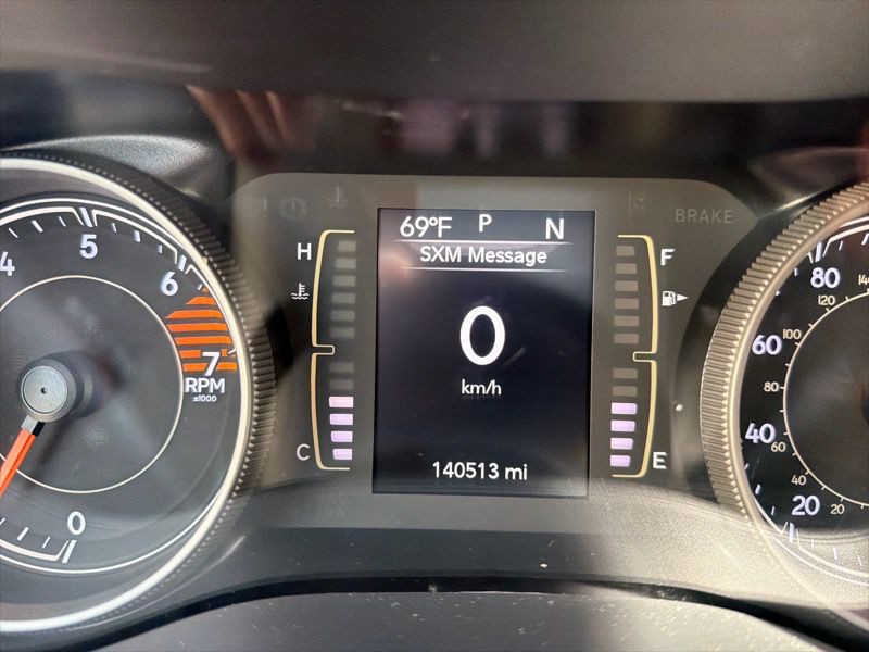 2019 Jeep Cherokee Image 38