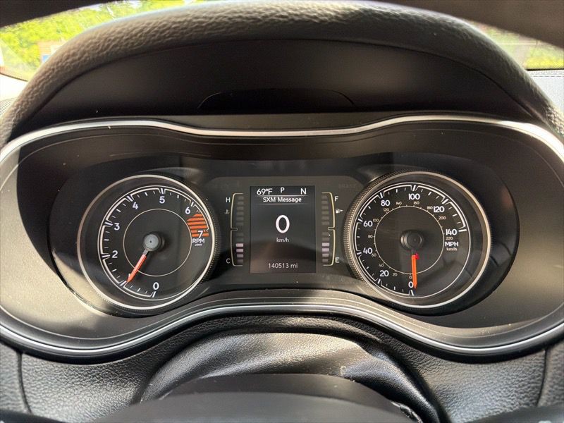 2019 Jeep Cherokee Image 39