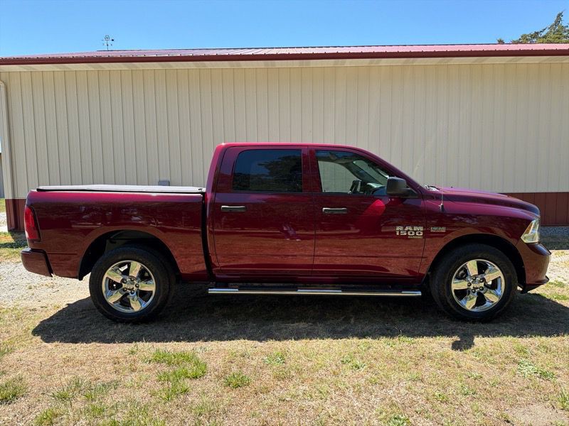 2019 RAM 1500 Image 3