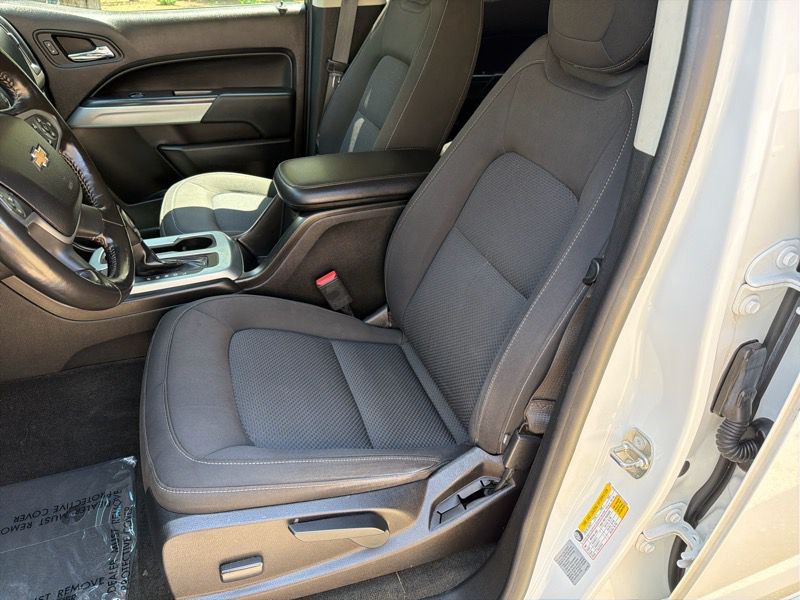 2017 Chevrolet Colorado Image 24