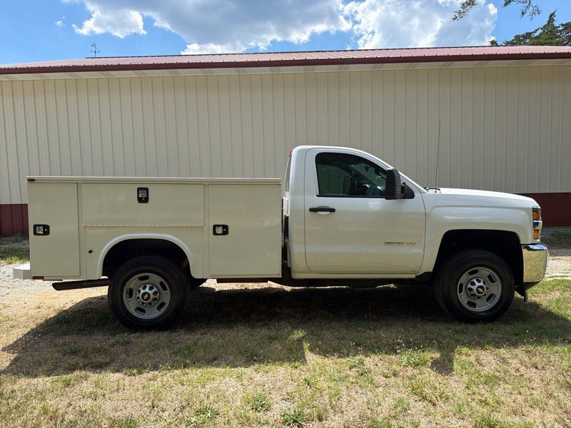 2018 Chevrolet Silverado 1500 Image 4