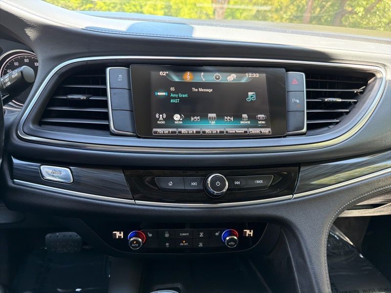 2019 Buick Enclave Image 15