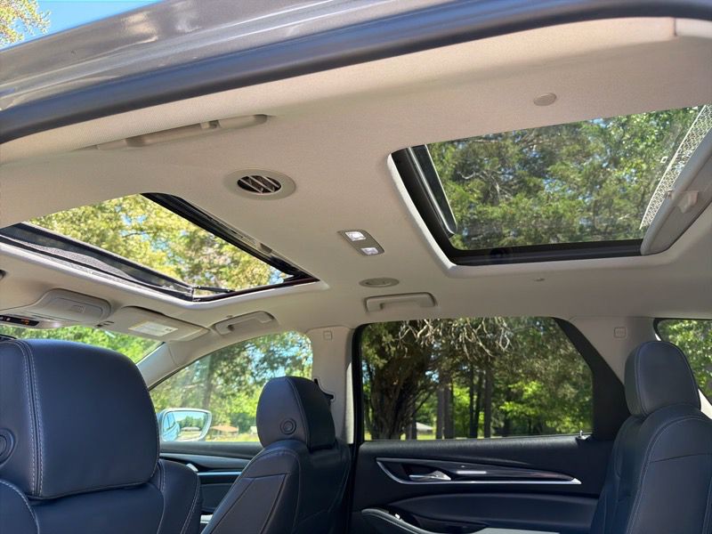 2019 Buick Enclave Image 18