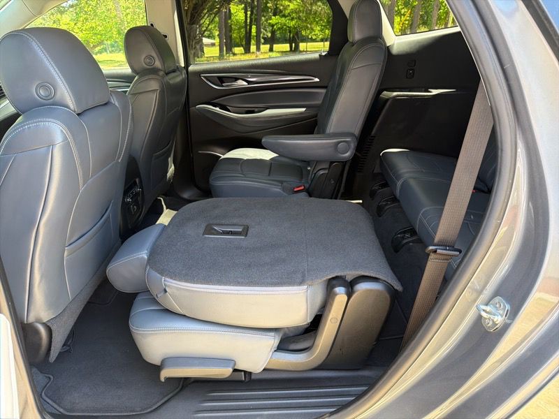 2019 Buick Enclave Image 25