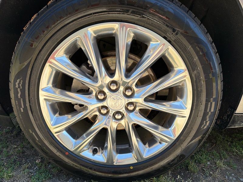 2019 Buick Enclave Image 29