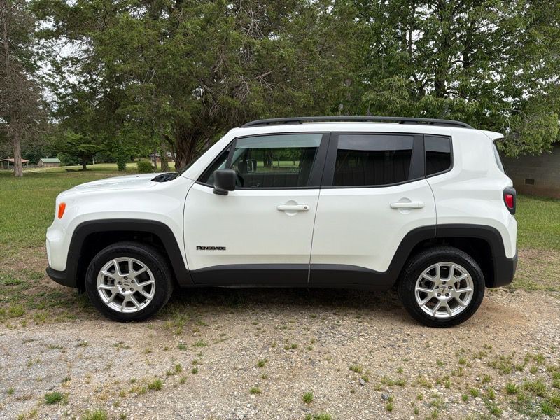 2022 Jeep Renegade Image 4