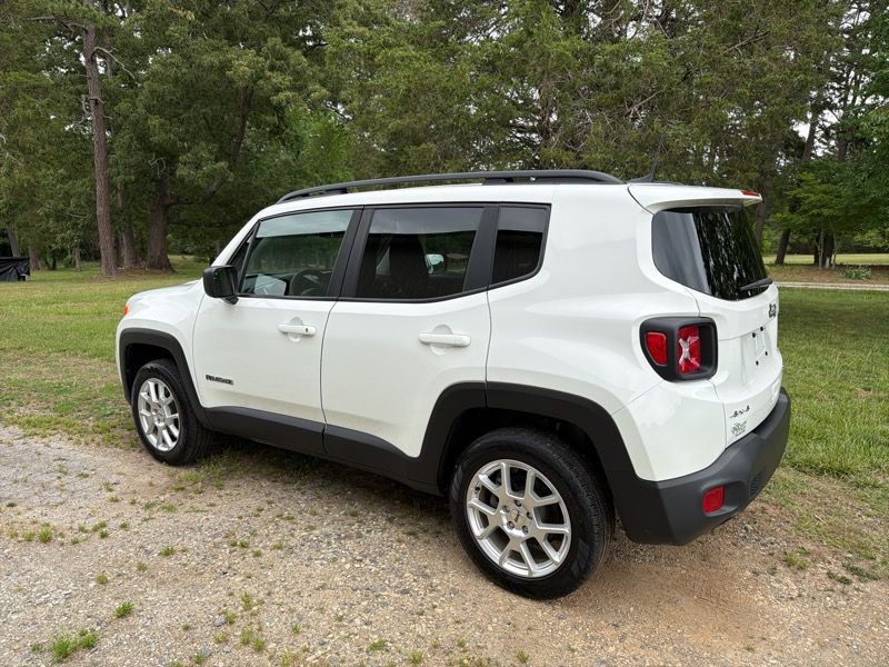 2022 Jeep Renegade Image 6