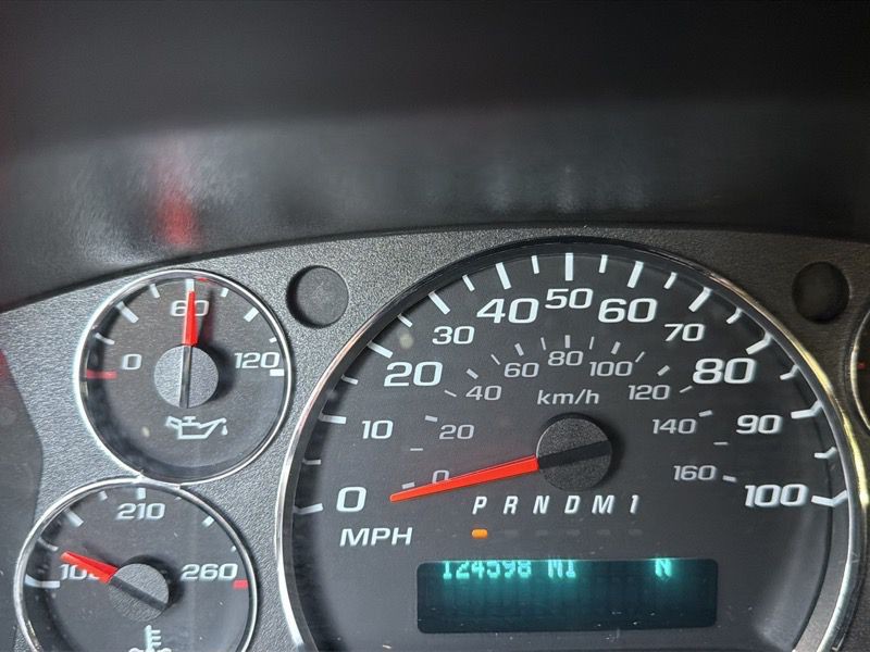 2022 Chevrolet Express Image 54