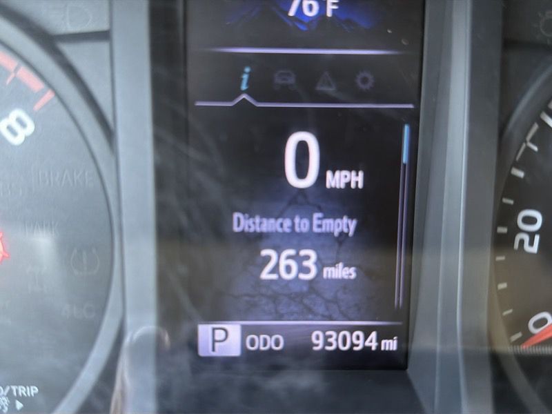 2019 Toyota Tacoma Image 18