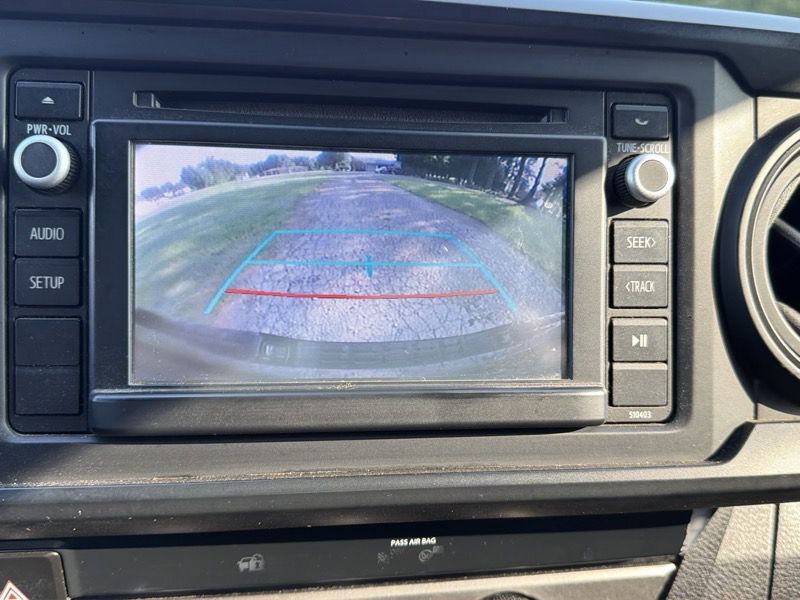 2019 Toyota Tacoma Image 22