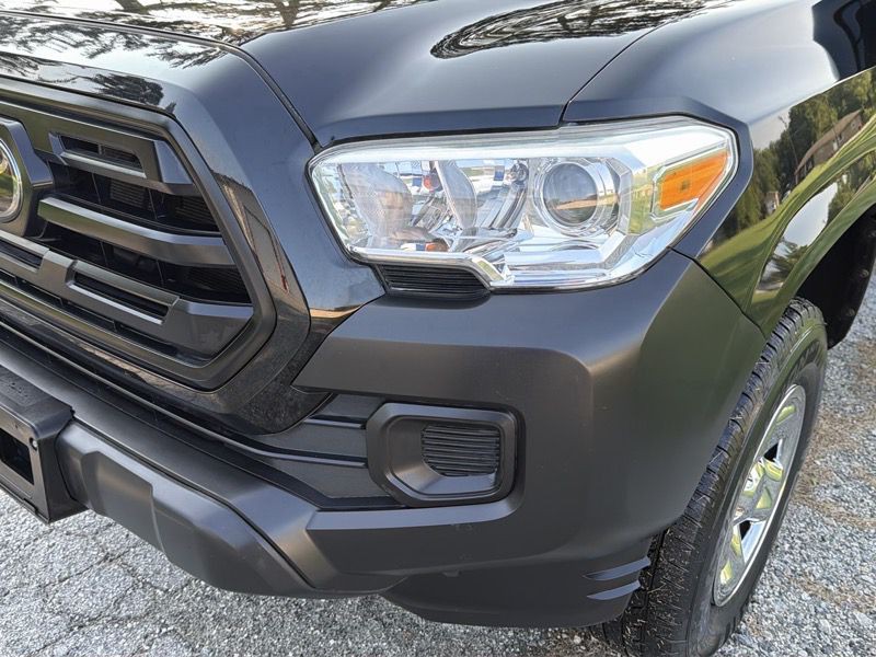 2019 Toyota Tacoma Image 34