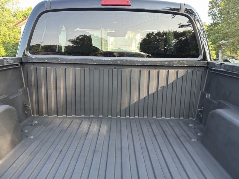 2019 Toyota Tacoma Image 36