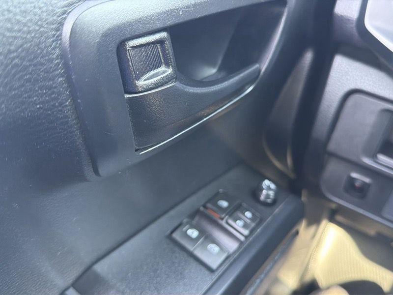 2019 Toyota Tacoma Image 45