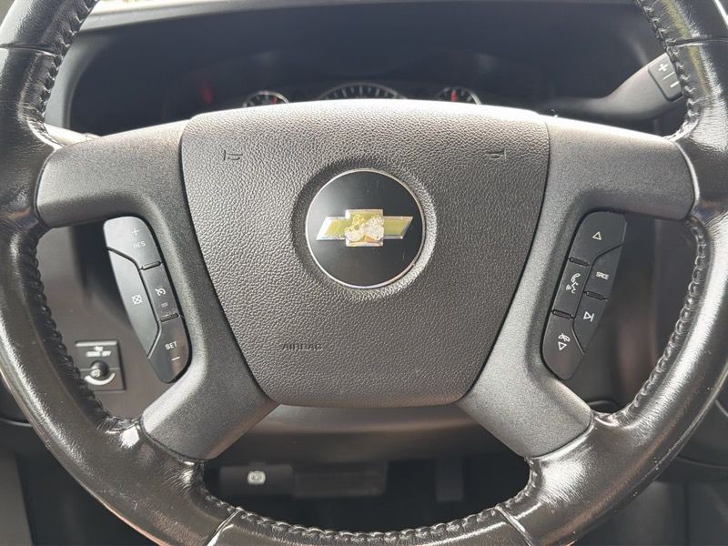 2022 Chevrolet Express Image 14
