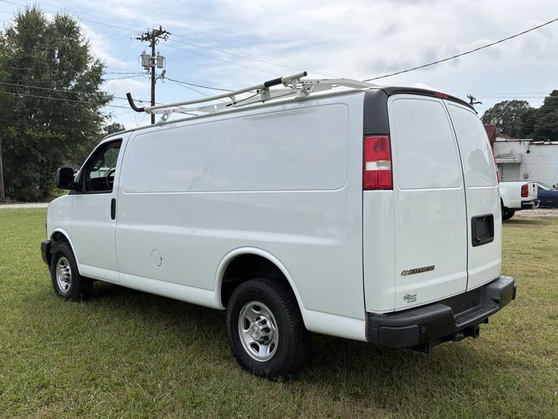 2022 Chevrolet Express Image 55