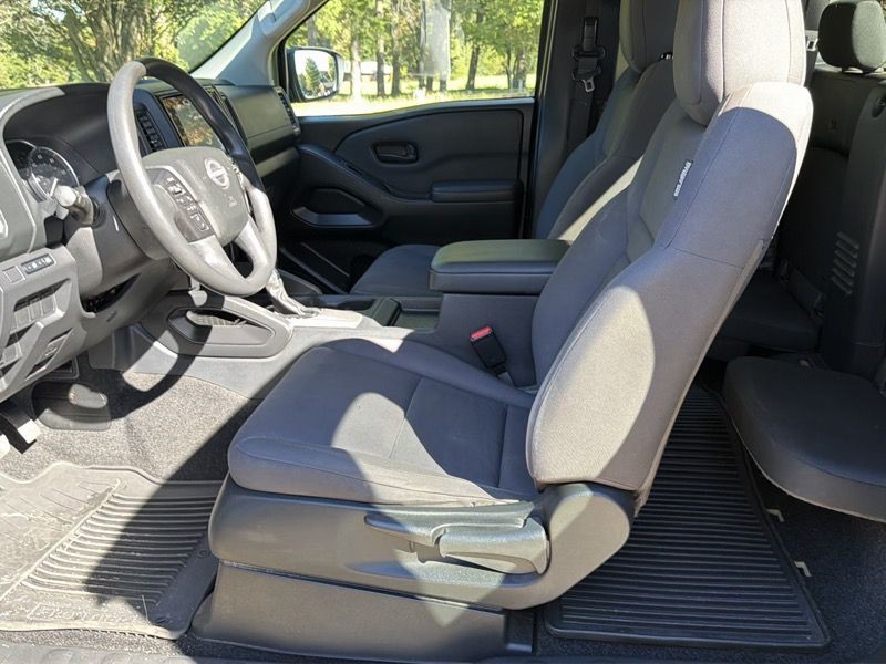 2022 Nissan Frontier Image 25