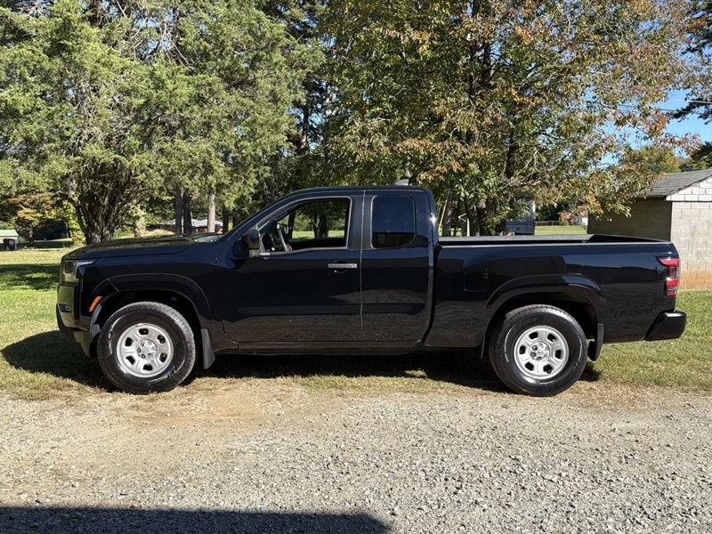 2022 Nissan Frontier Image 54