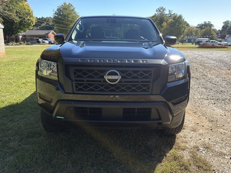 2022 Nissan Frontier Image 56