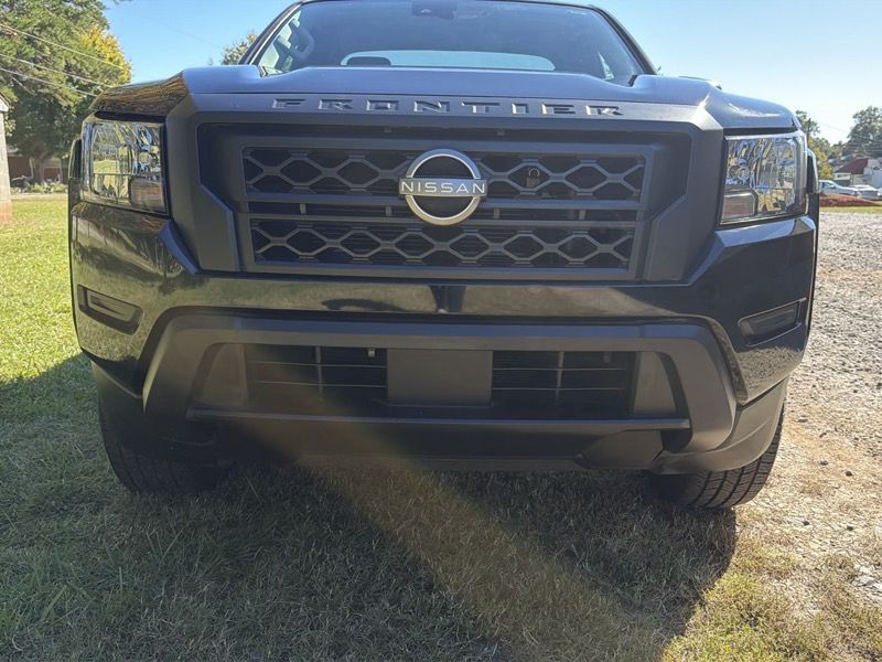 2022 Nissan Frontier Image 57