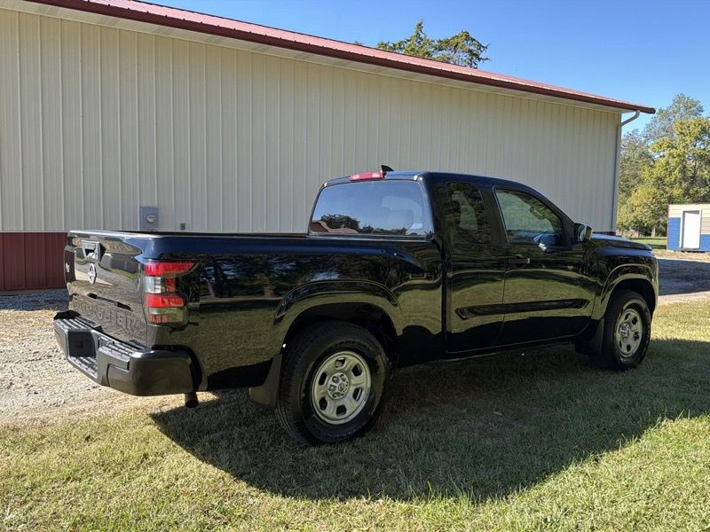 2022 Nissan Frontier Image 59