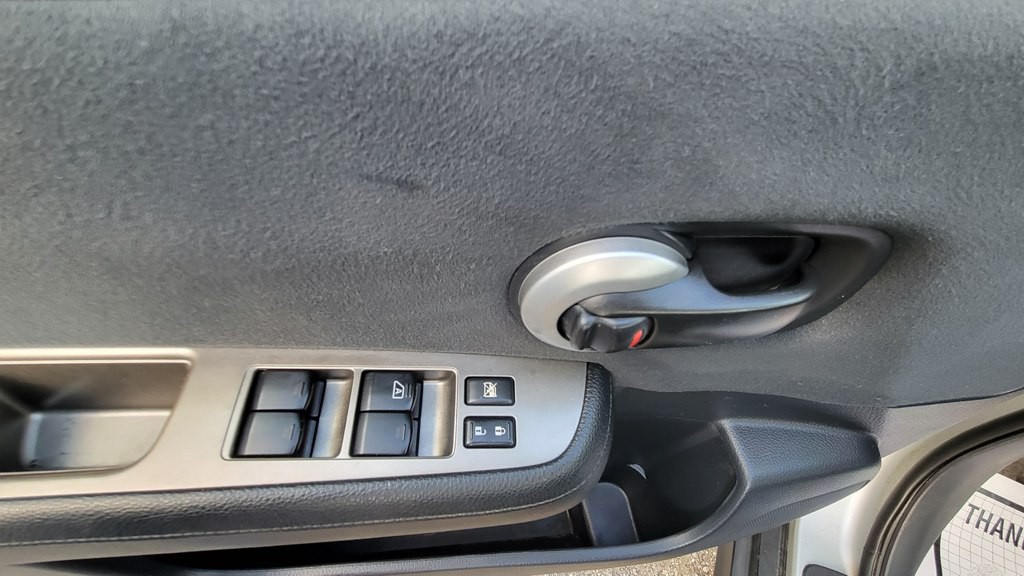 2010 Nissan Versa Image 11