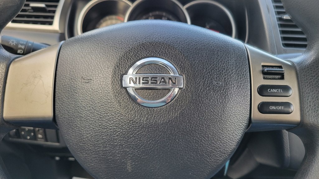 2010 Nissan Versa Image 14