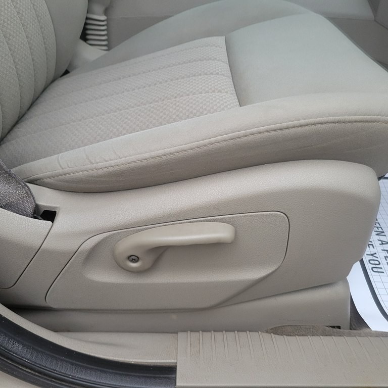 2006 Jeep Grand Cherokee Image 13