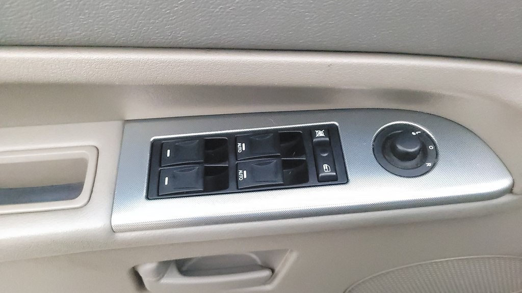 2006 Jeep Grand Cherokee Image 8