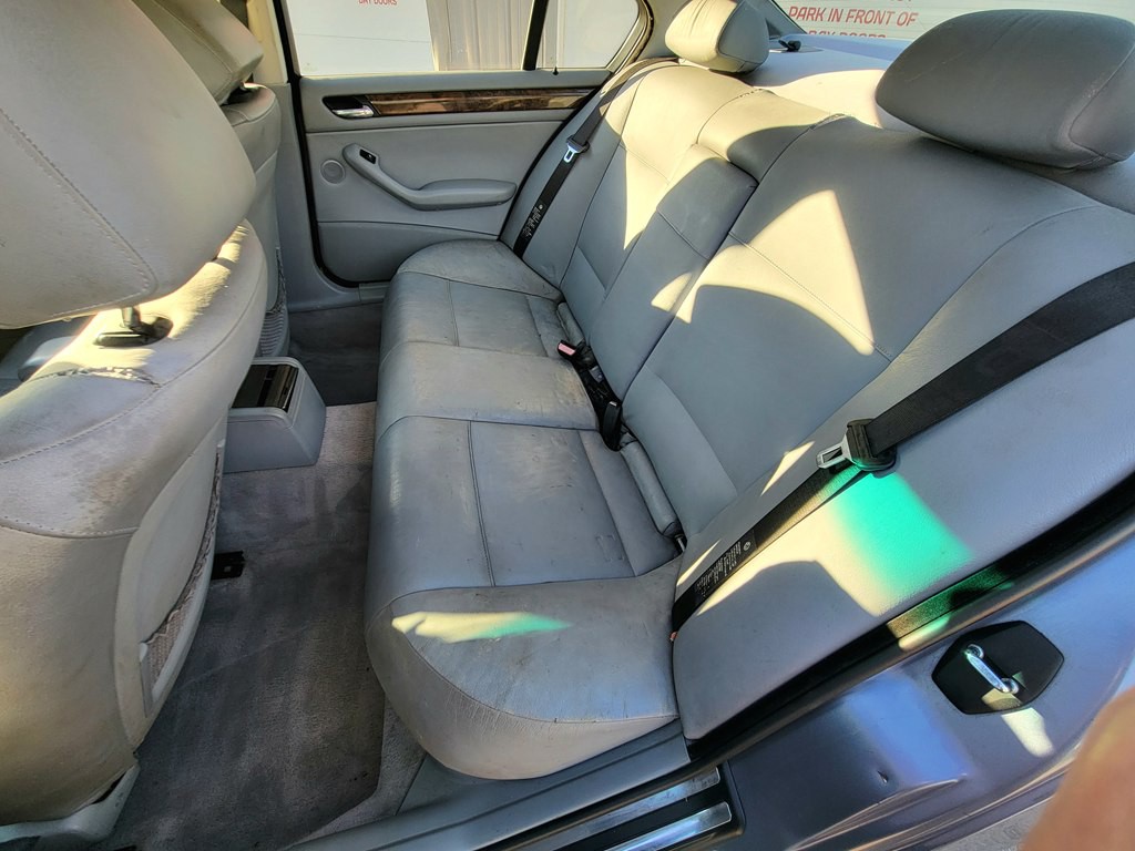 2001 BMW 3 Series Image 6