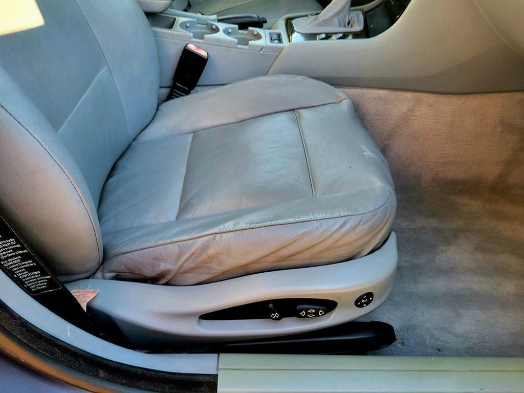 2001 BMW 3 Series Image 8