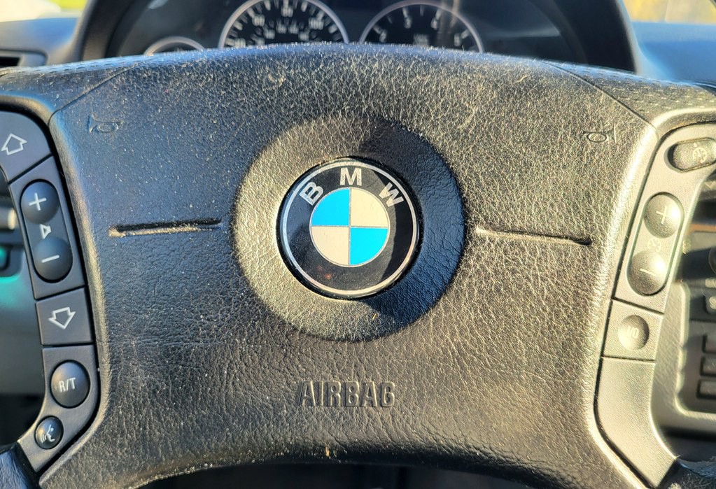 2001 BMW 3 Series Image 14