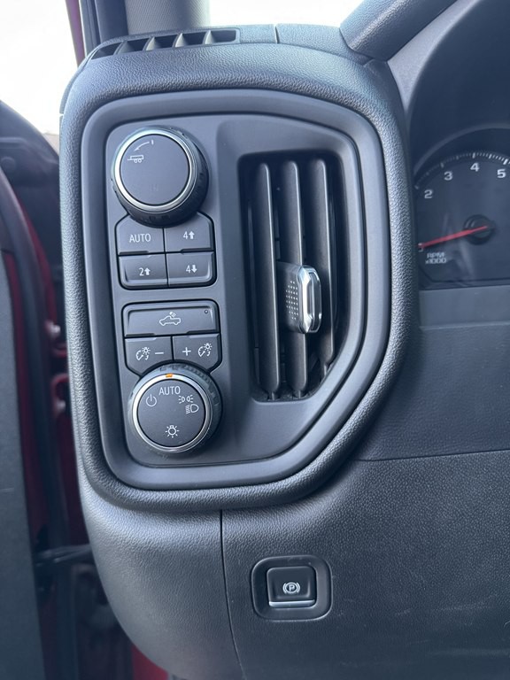 2019 Chevrolet Silverado 1500 Image 10