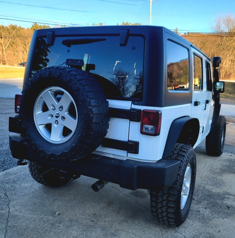 2013 Jeep Wrangler Unlimited Image 3