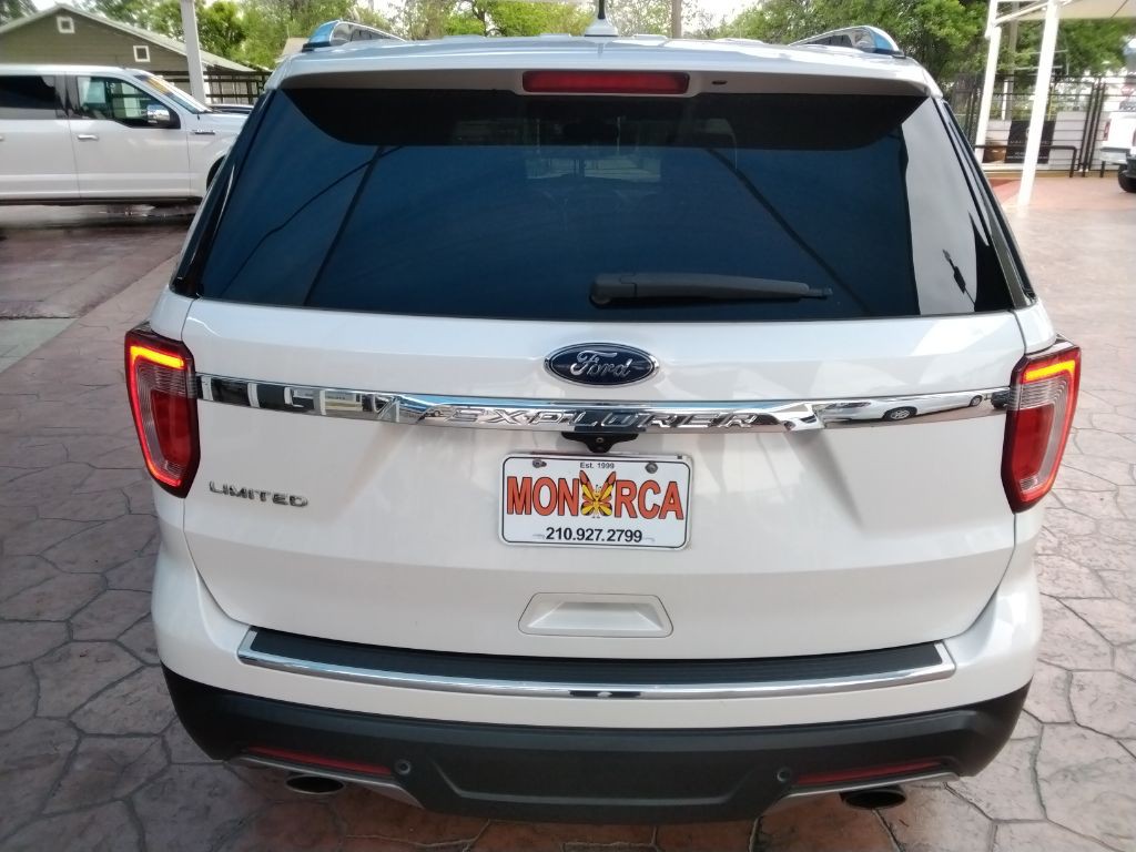 2018 Ford Explorer Image 12
