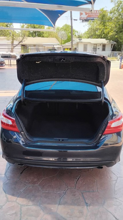 2017 Nissan Altima Image 12