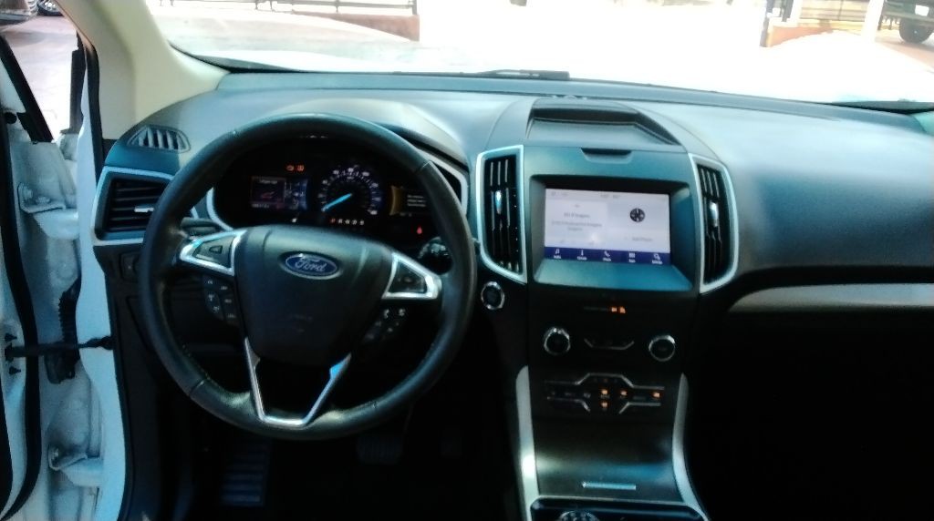 2020 Ford Edge Image 13