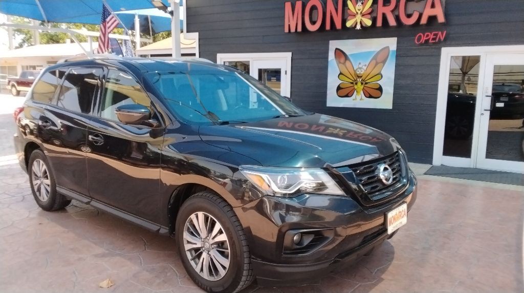 2019 Nissan Pathfinder Image 3