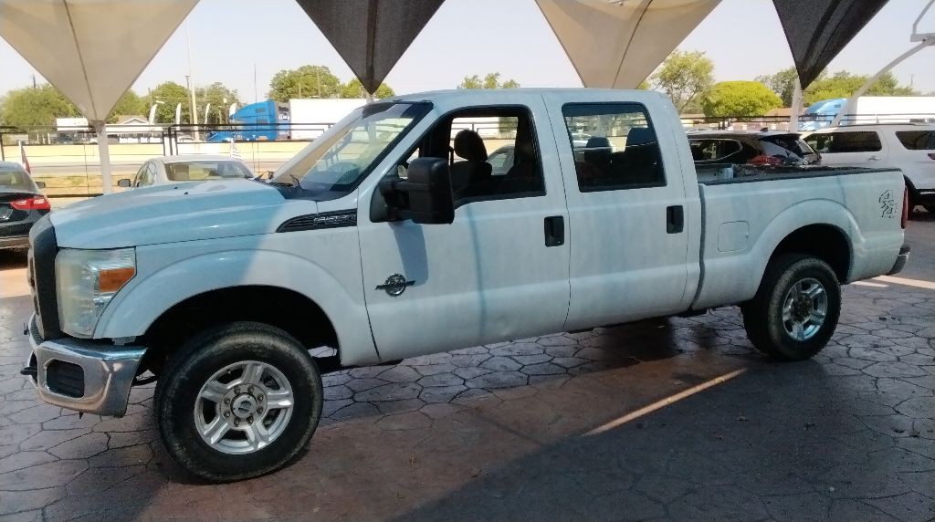 2016 Ford F-250 Image 2