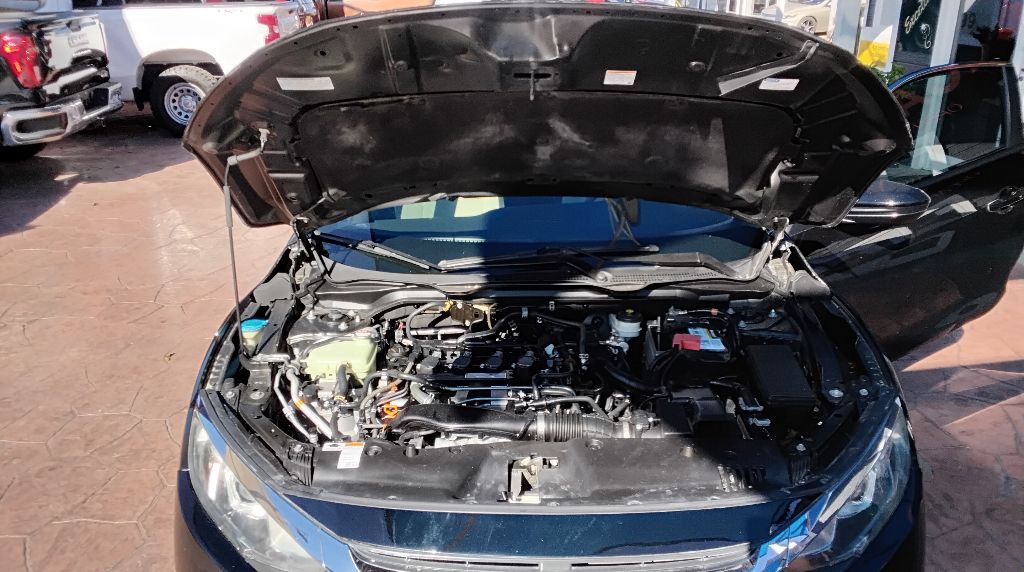 2016 Honda Civic Image 15