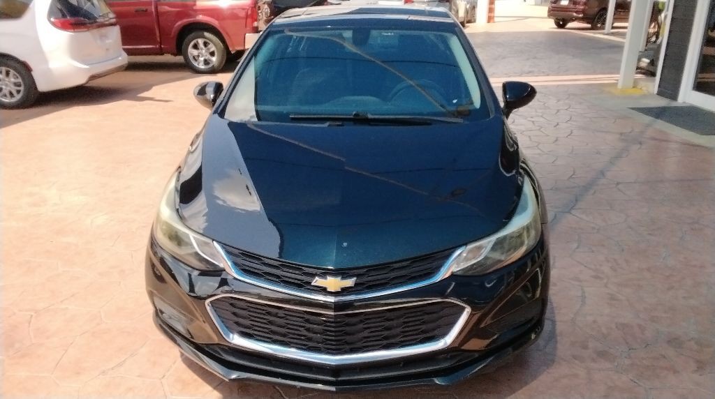2017 Chevrolet Cruze Image 3