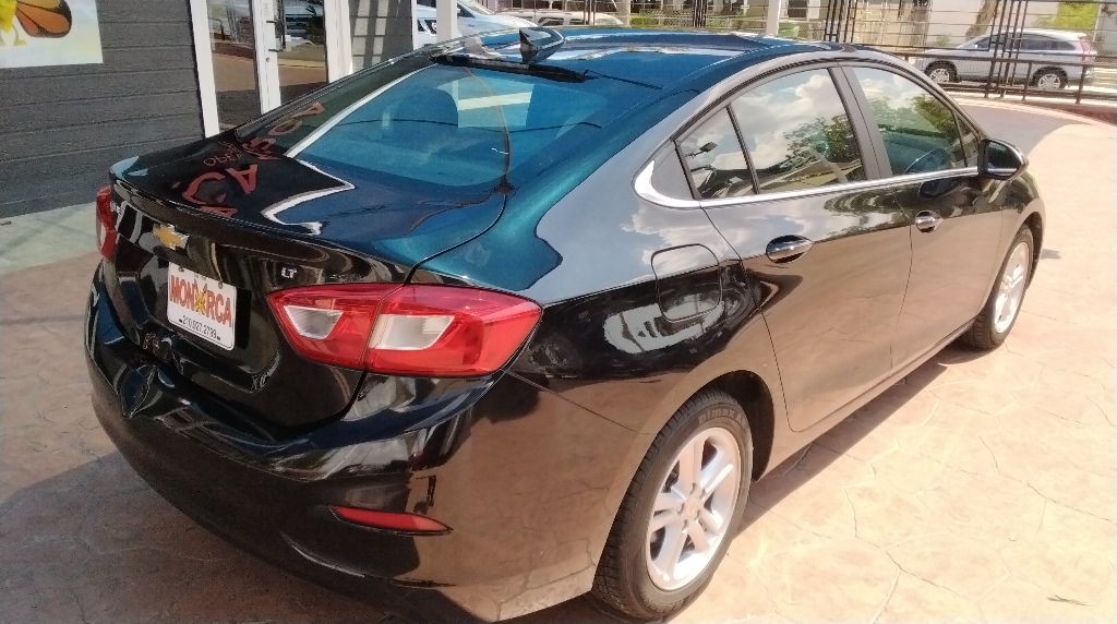 2017 Chevrolet Cruze Image 5