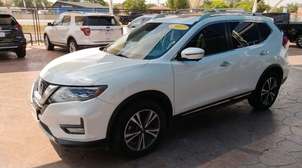 2017 Nissan Rogue Image 5