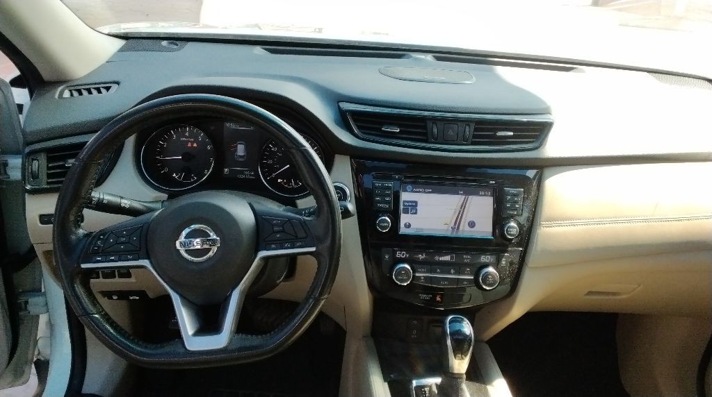 2017 Nissan Rogue Image 11